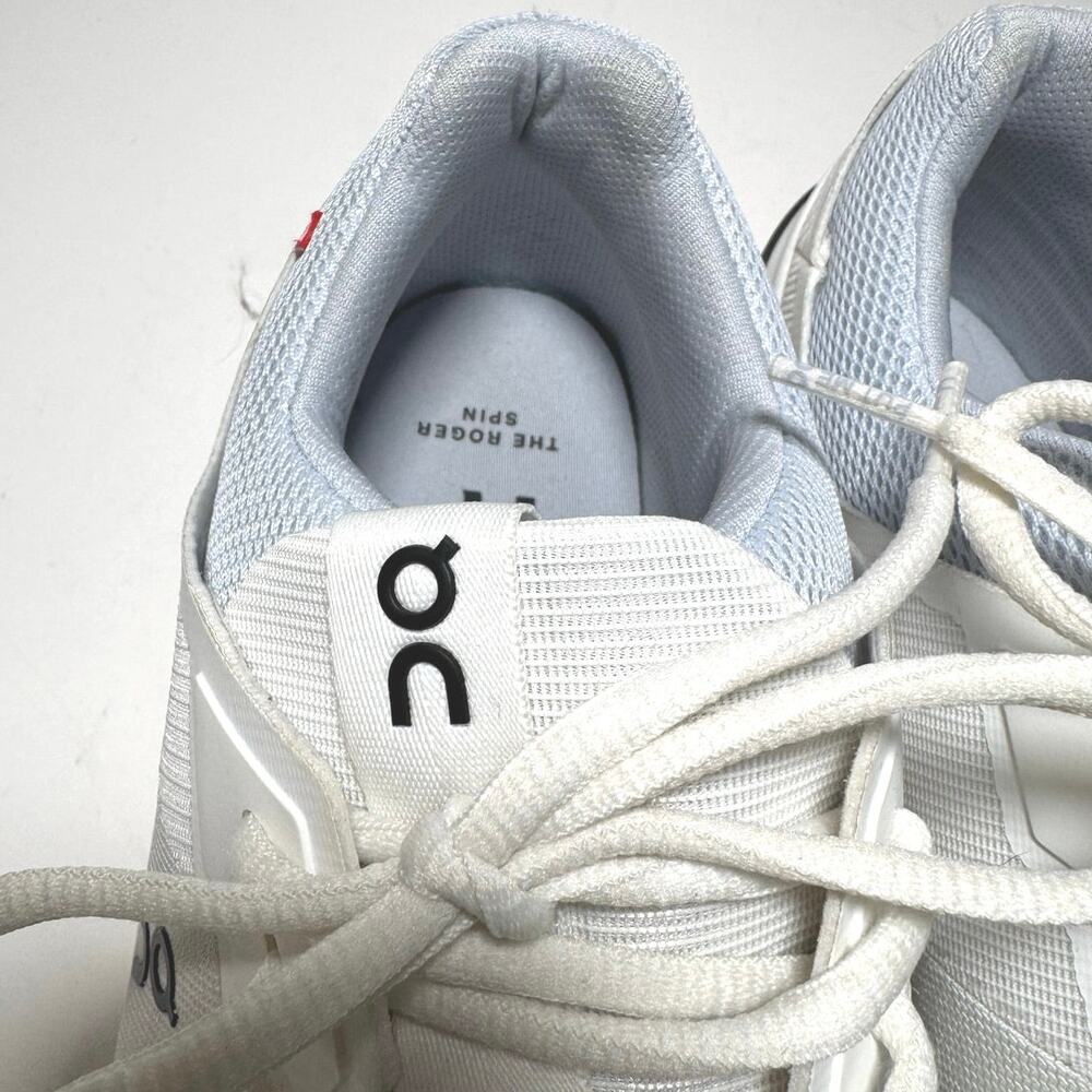 On Running The Roger Advantage Women’s 10.5 White Sneakers Tennis Shoes CloudTec - Picture 6 of 12